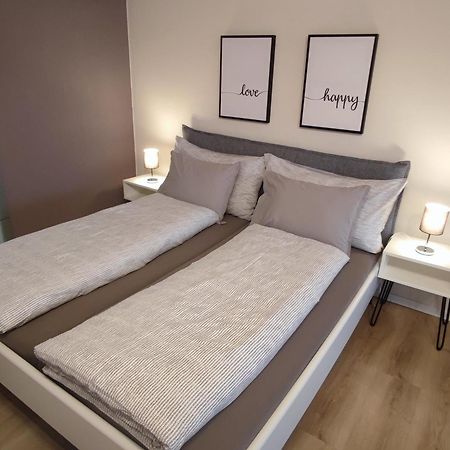 Kleine Auszeit - 2-Zimmer Ferienwohnung Шпіц Екстер'єр фото